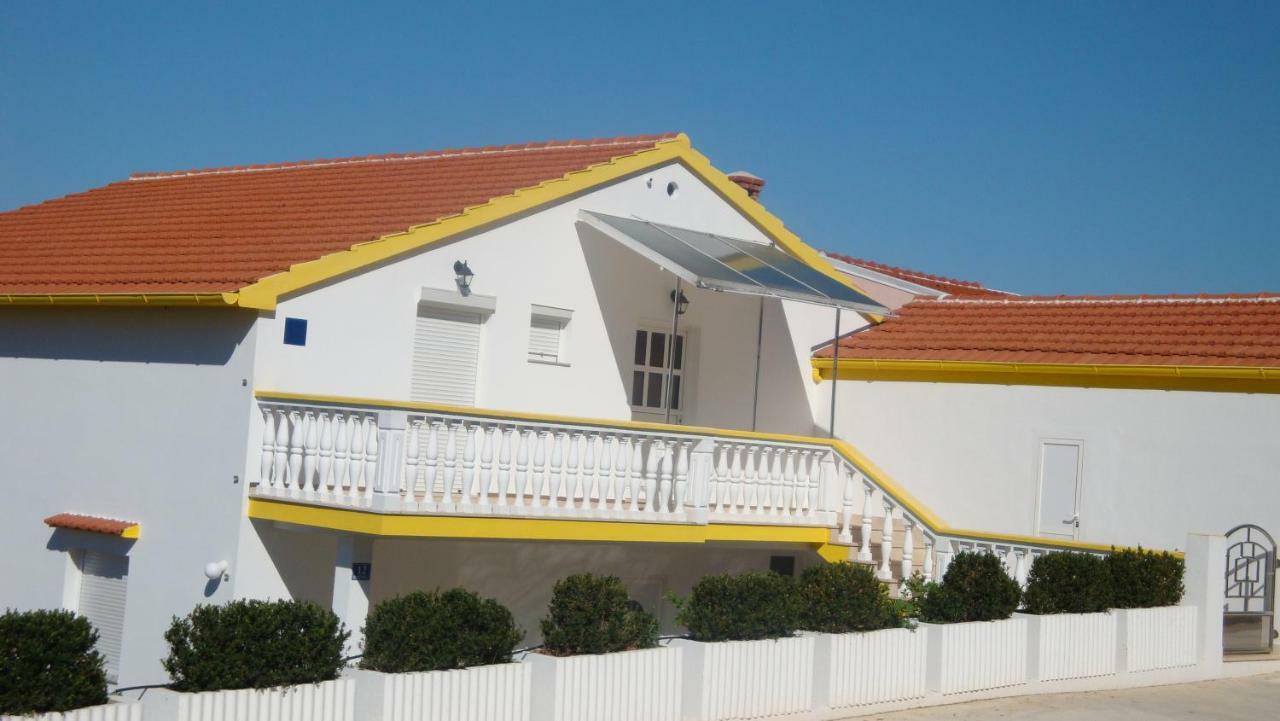 Apartments Dorkin Preko Exterior foto