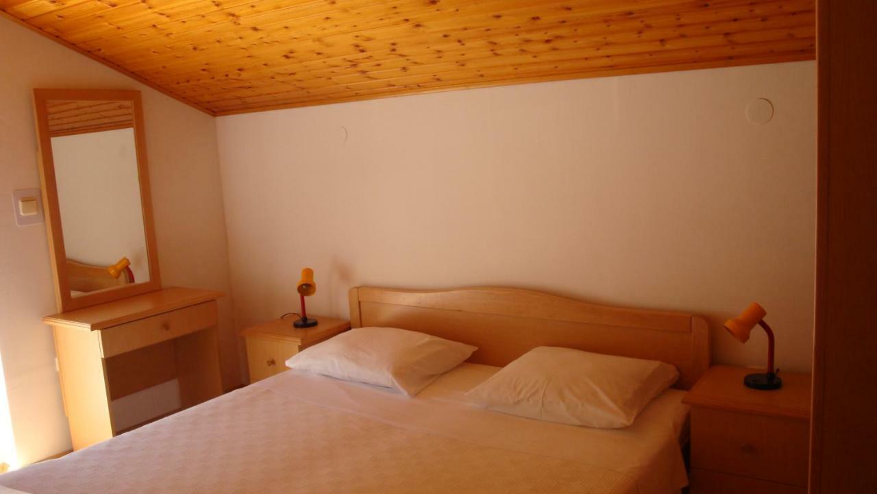 Apartments Dorkin Preko Exterior foto